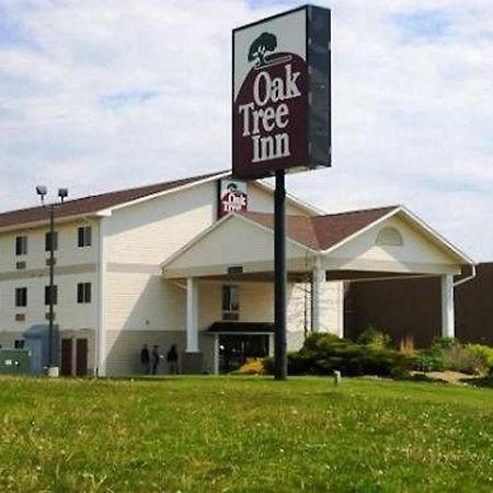 Travelodge By Wyndham Clinton Valley West Court Bagian luar foto