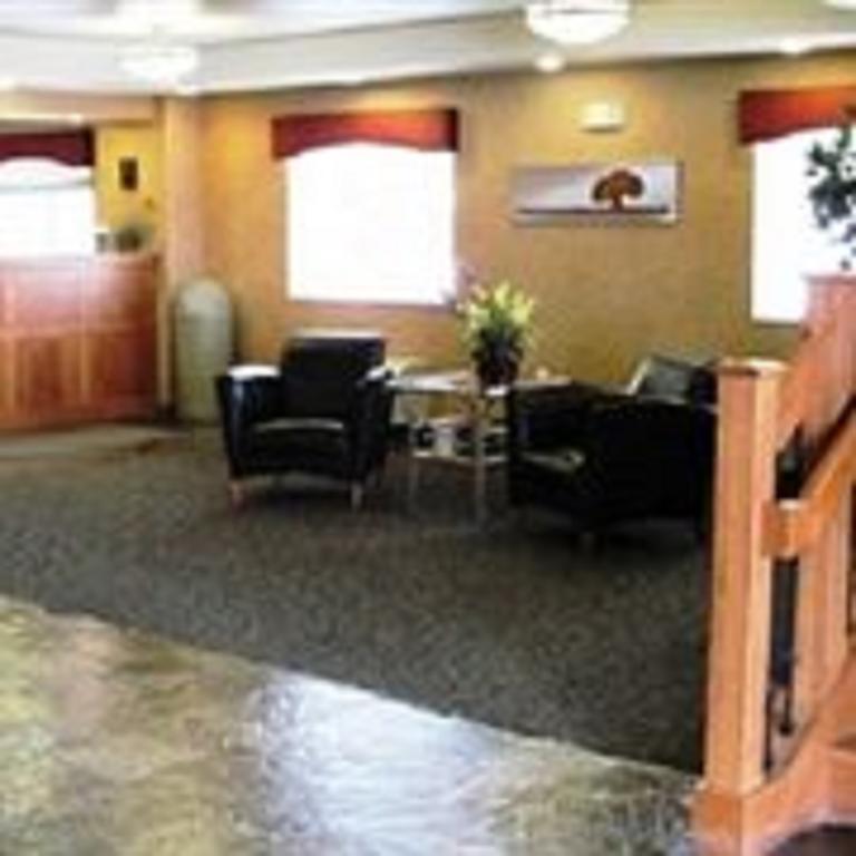 Travelodge By Wyndham Clinton Valley West Court Bagian luar foto